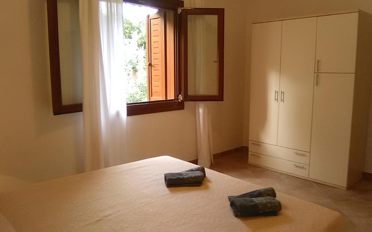 Secret Garden Apartment บูโดนี ภายนอก รูปภาพ